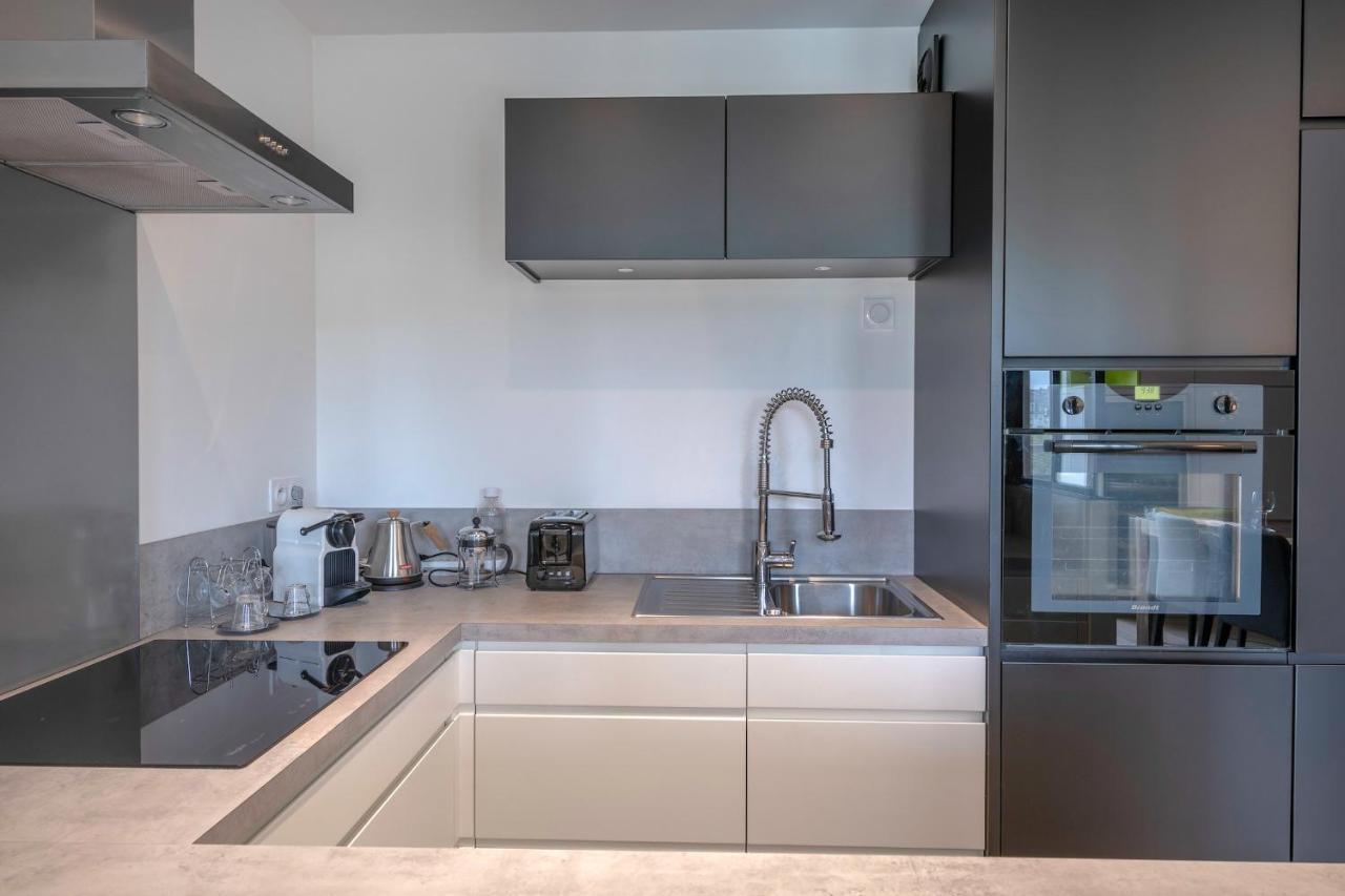 En Plein Coeur De Ville Bel Appartement Pour 6 Nantes Exterior foto